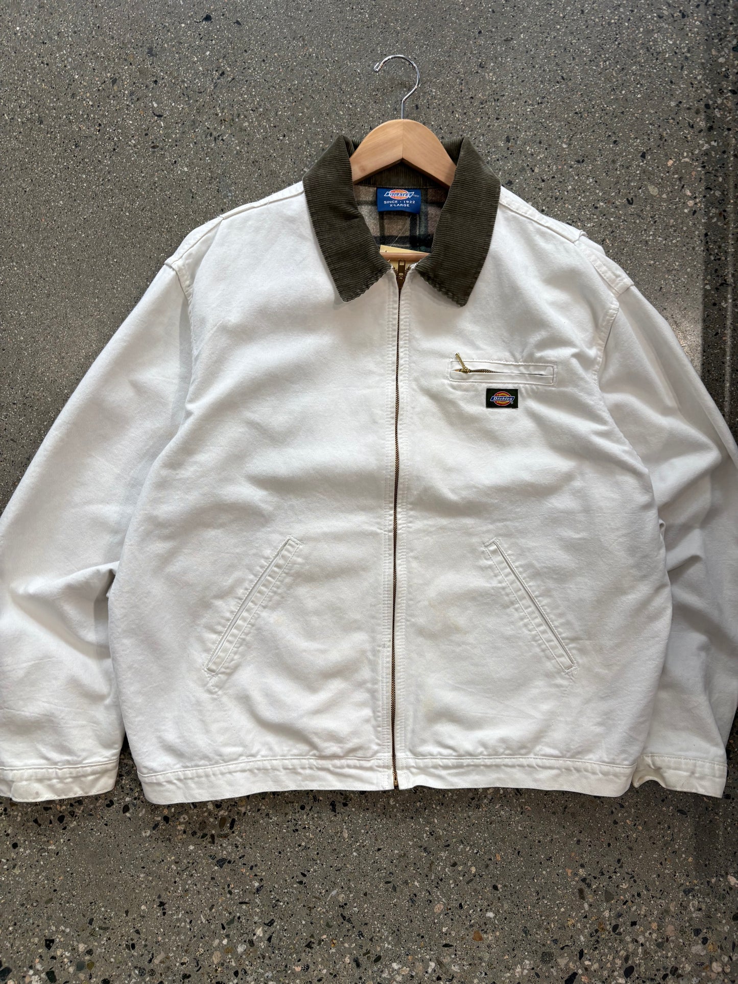 (XL) Dickies Detroit White ( Stains )