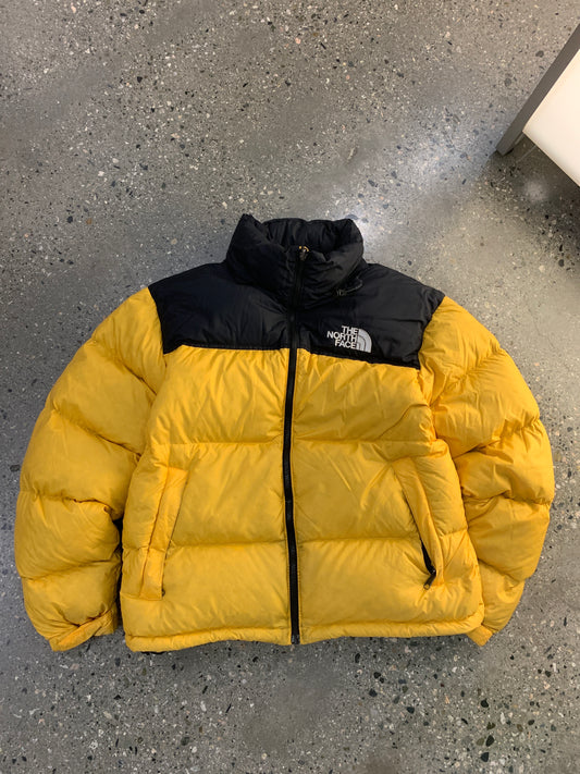 (M) The North Face 700 Puffer