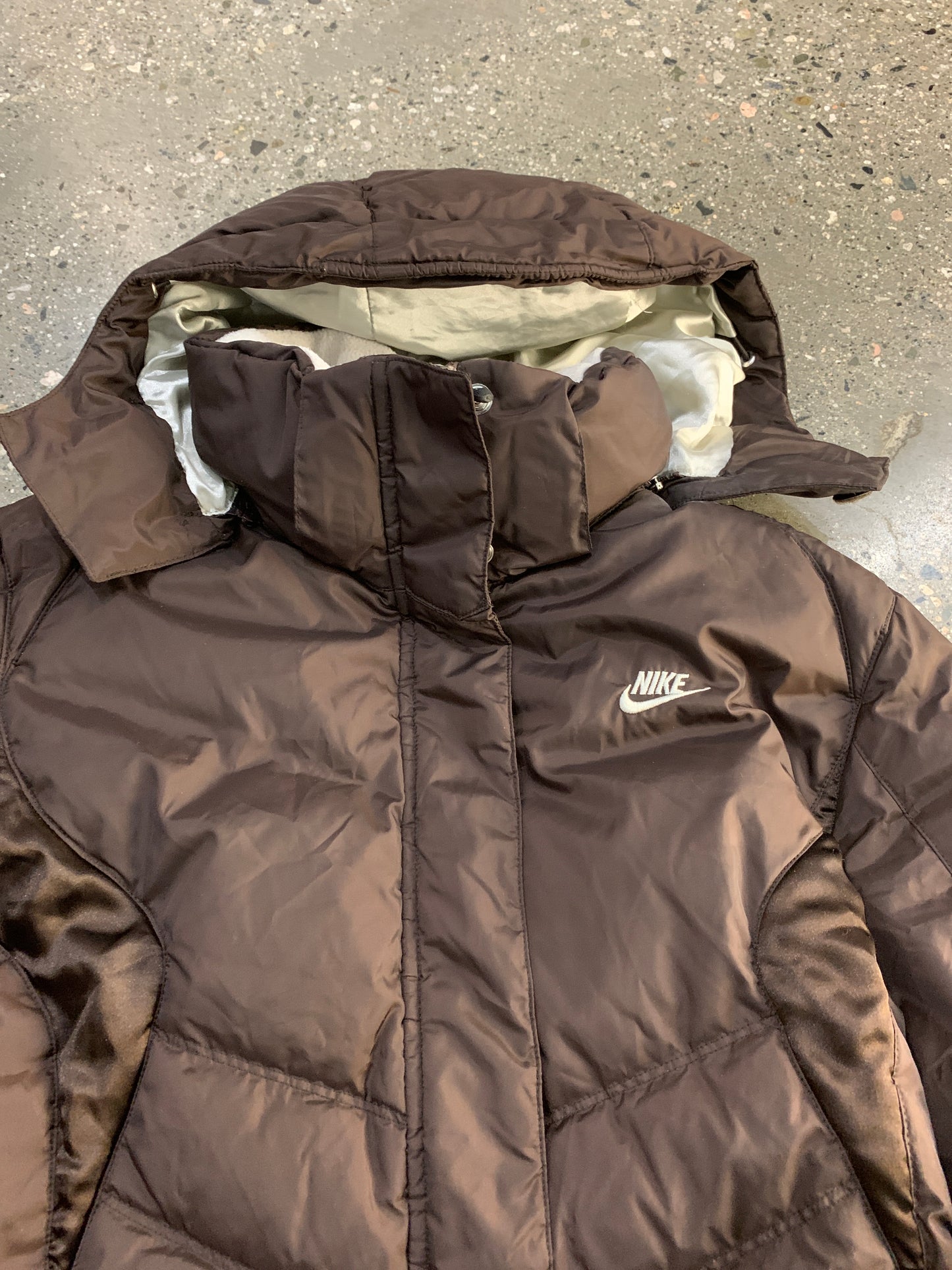 (Womens S) Nike Brown Puffer