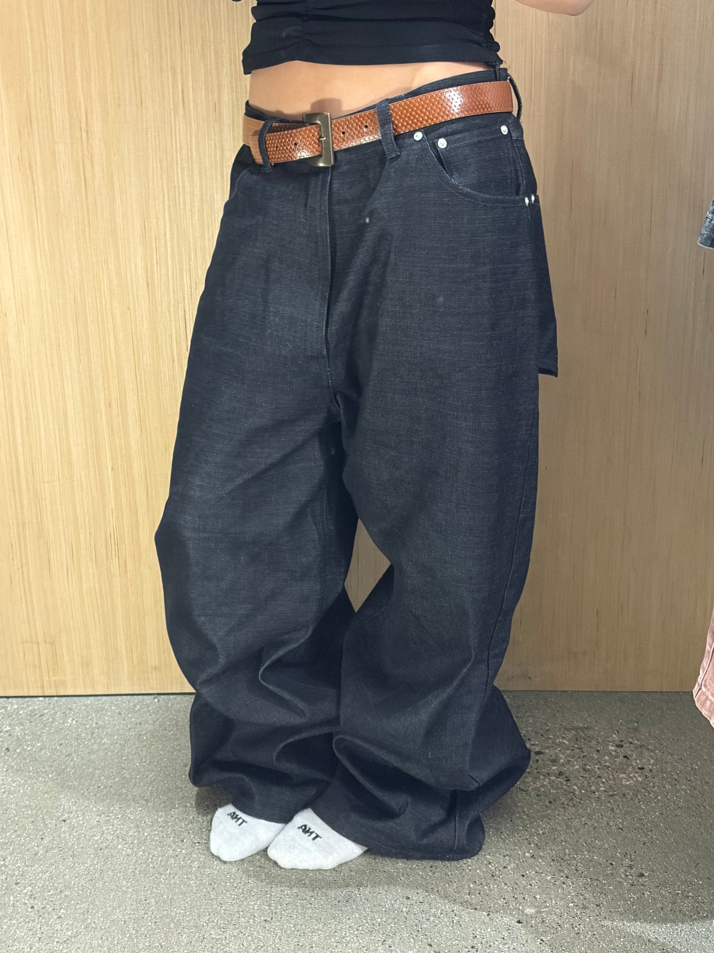 (30W”) Common Divisor Raw Jeans