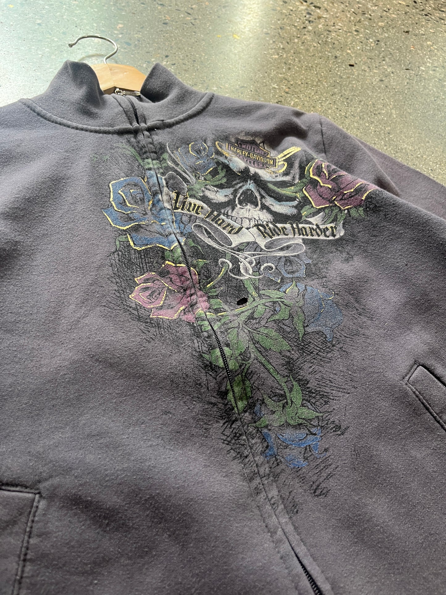 (Women’s L) Harley Davidson Zip Up ( Distressed )