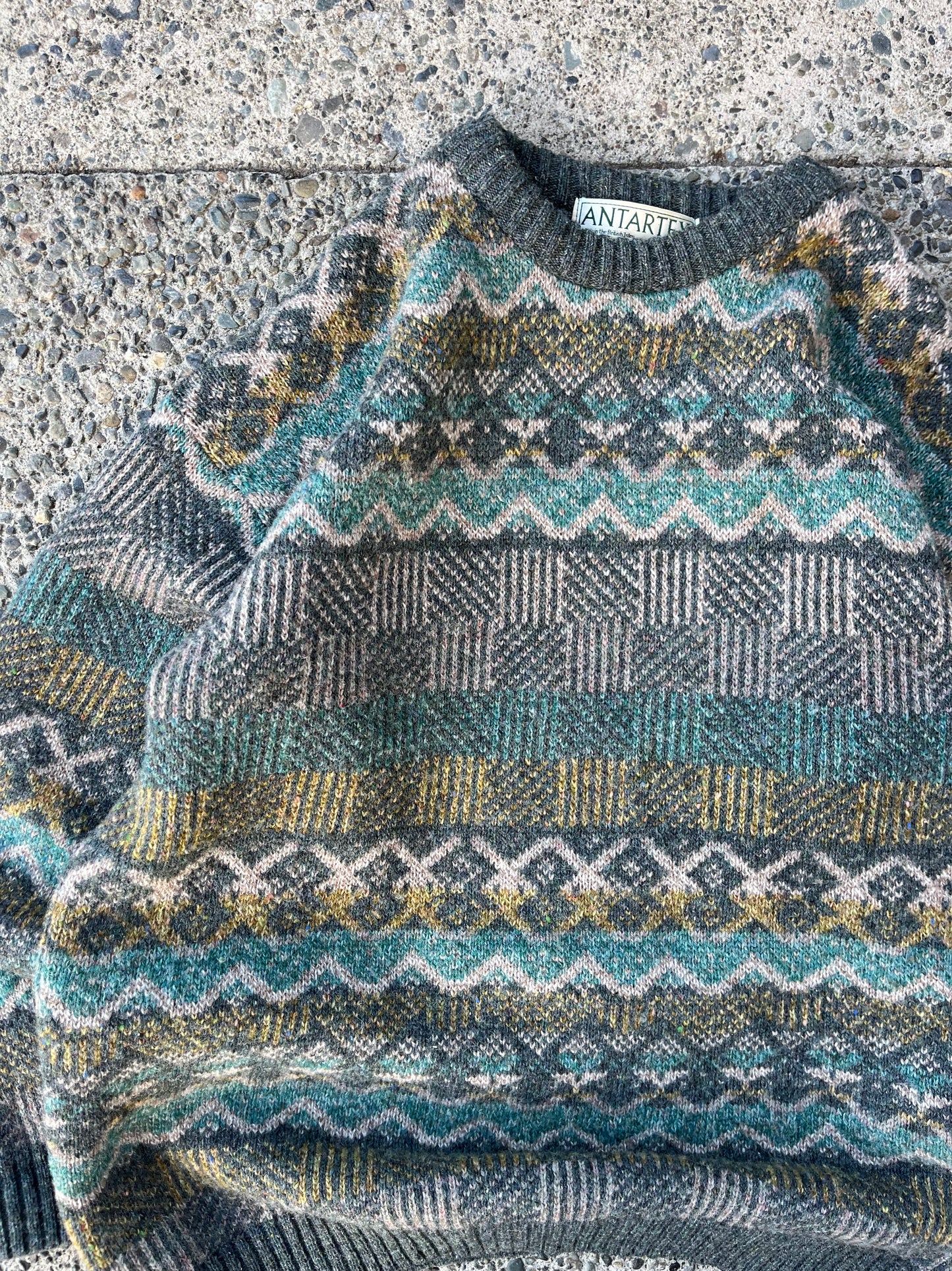 (M/L) Vintage British Wool Textured Knit