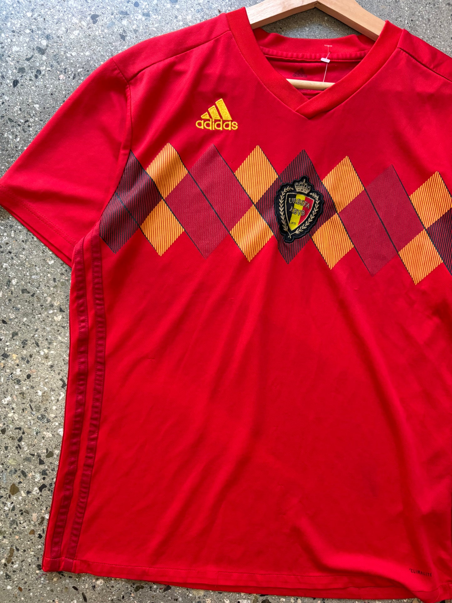 (M/L) 2018-19 Belgium Kit