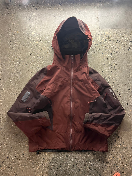 (M) 2010 Arc’teryx Sting Ray Mahogany