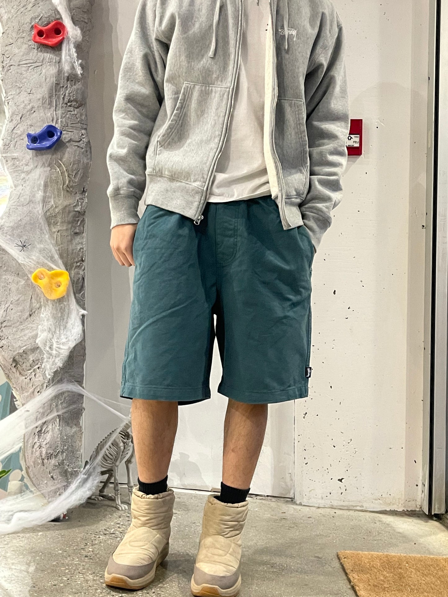 (M) Stussy Aqua Chino Short