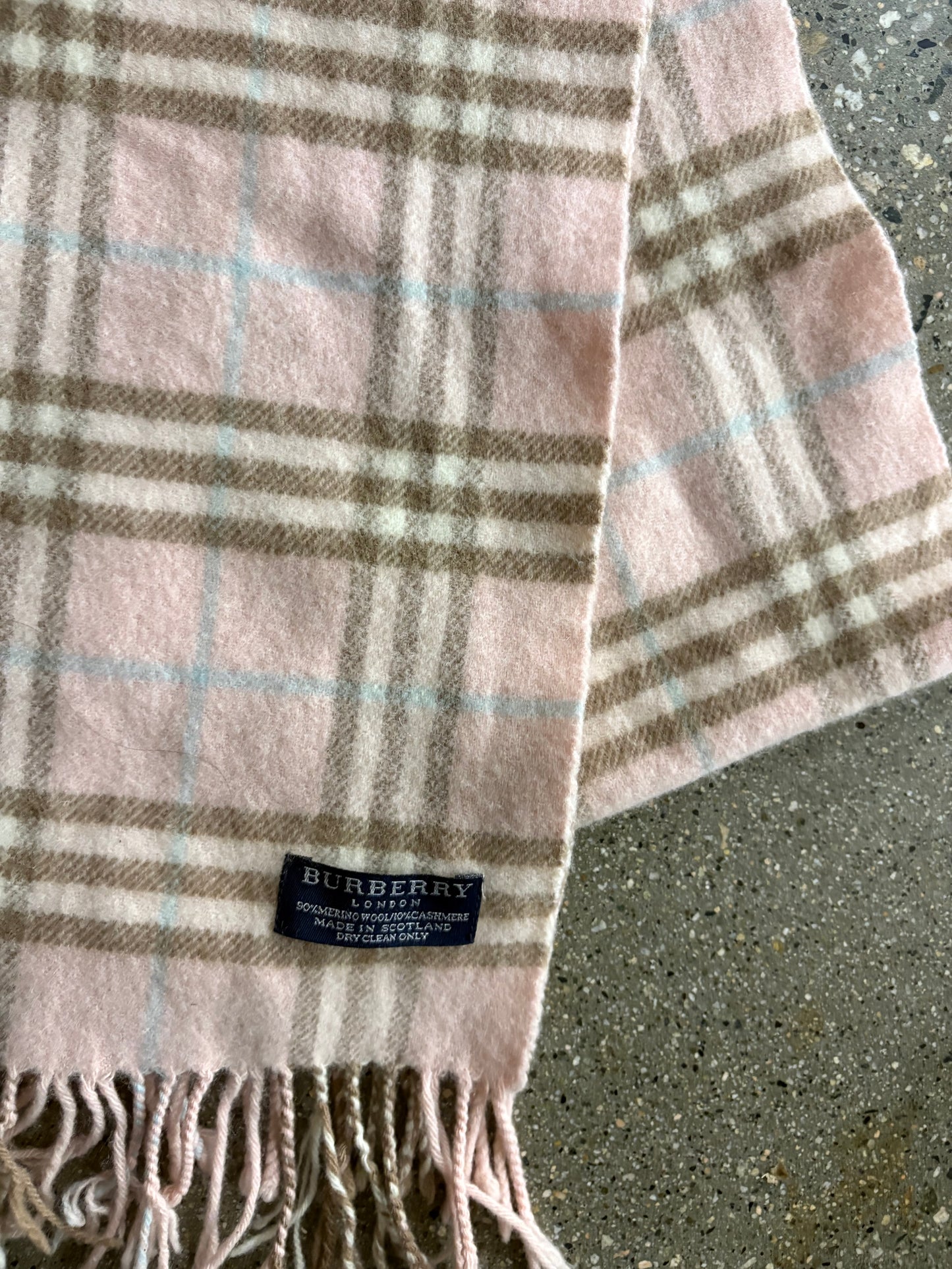 (117cm) Burberry Argyle Merino Wool/Cashmere Blend