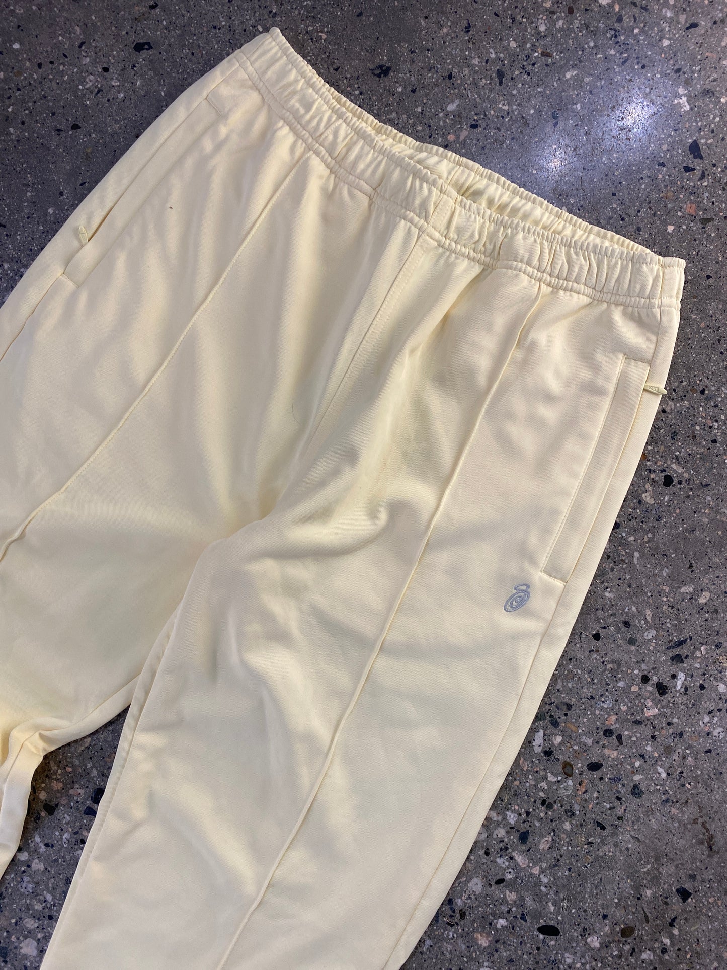 (M) Stussy Yellow Track Pants