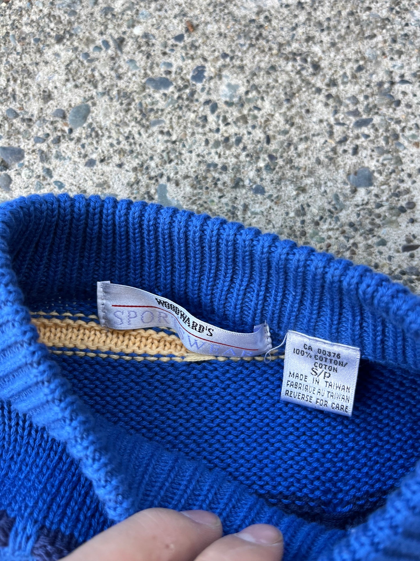 (S) Vintage Textured Woodwards knitwear
