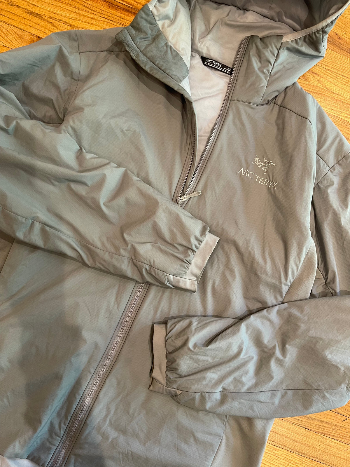 (Men’s L) Arc’teryx Grey Atom LT Hoody