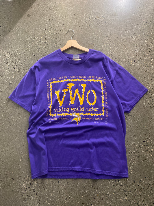(XL) Bf44 - 90s Vikings nfl tee
