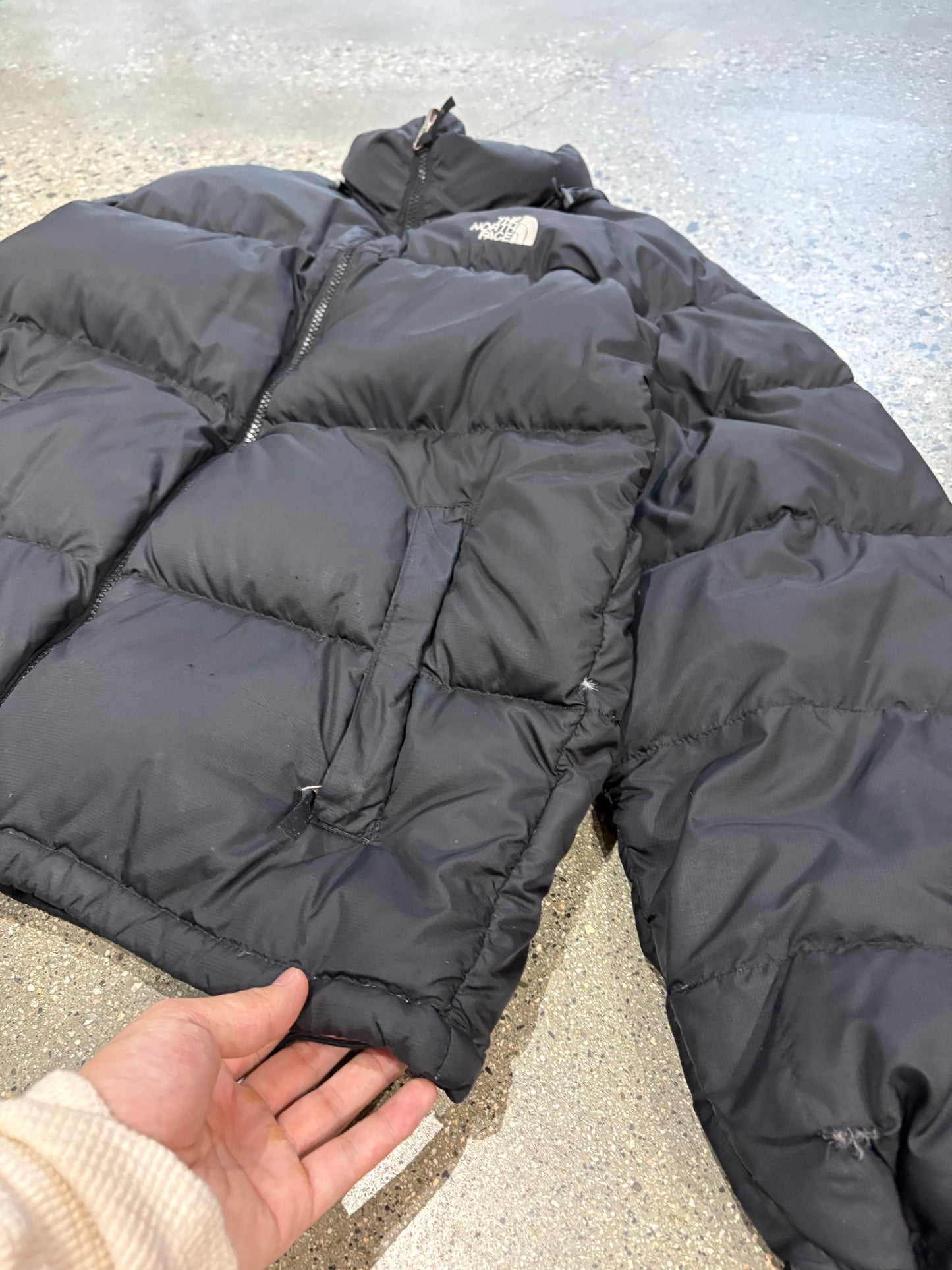 TNF 700 Puffer ( as is )