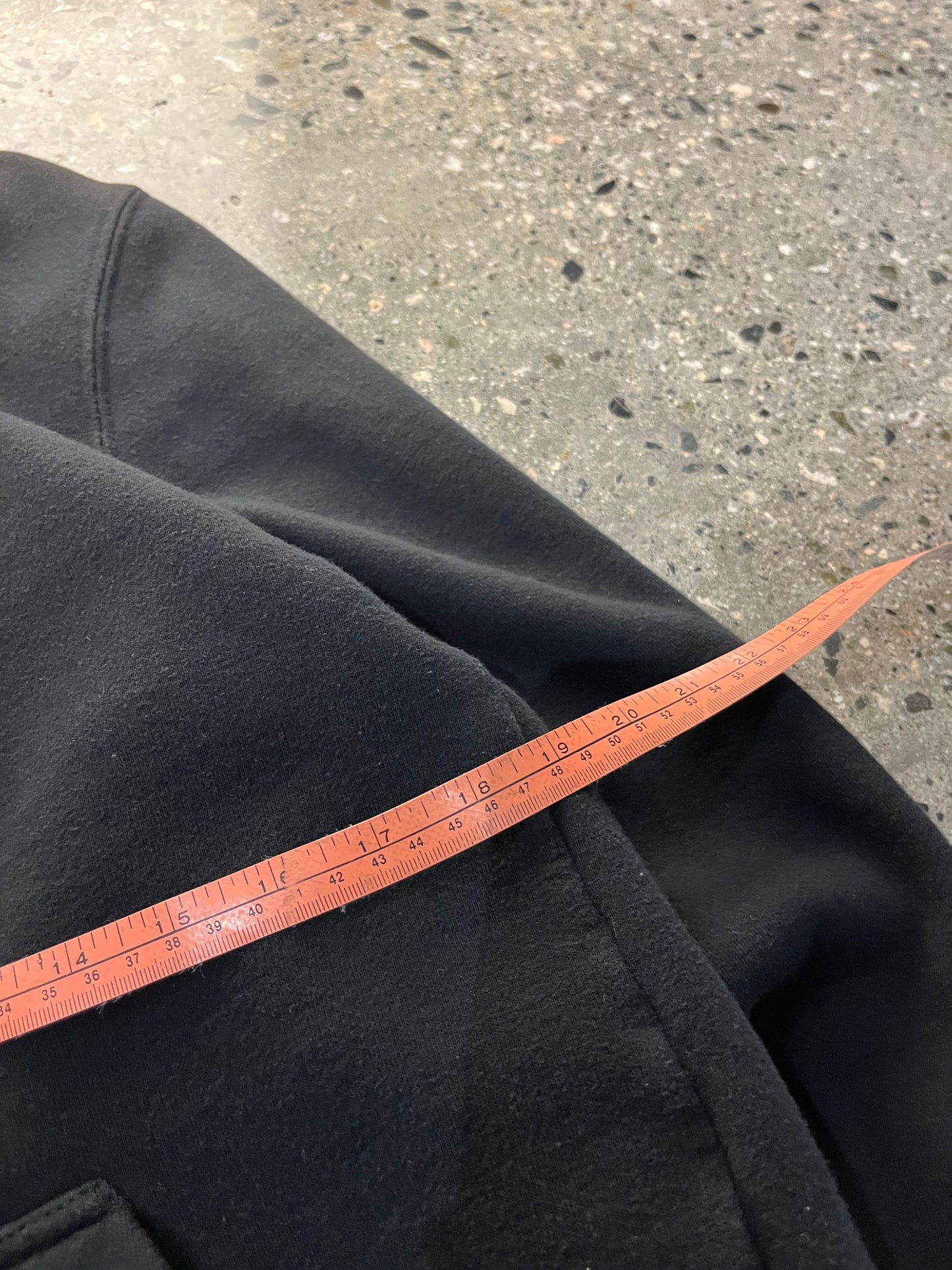 (M) uvic18 - stussy box logo