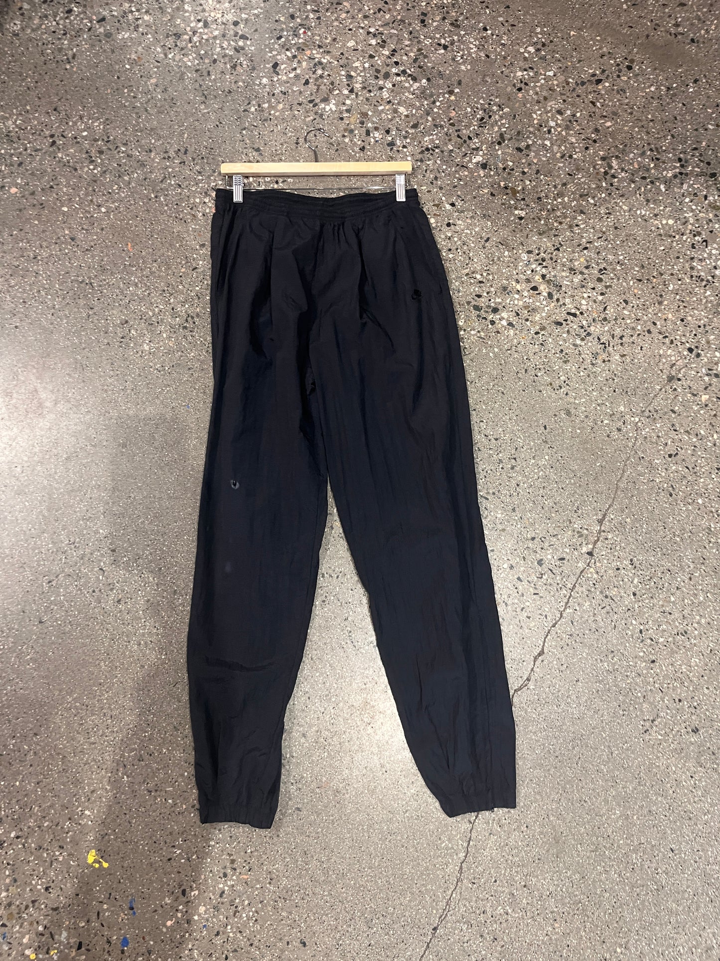 (M) 90s nike black nylons