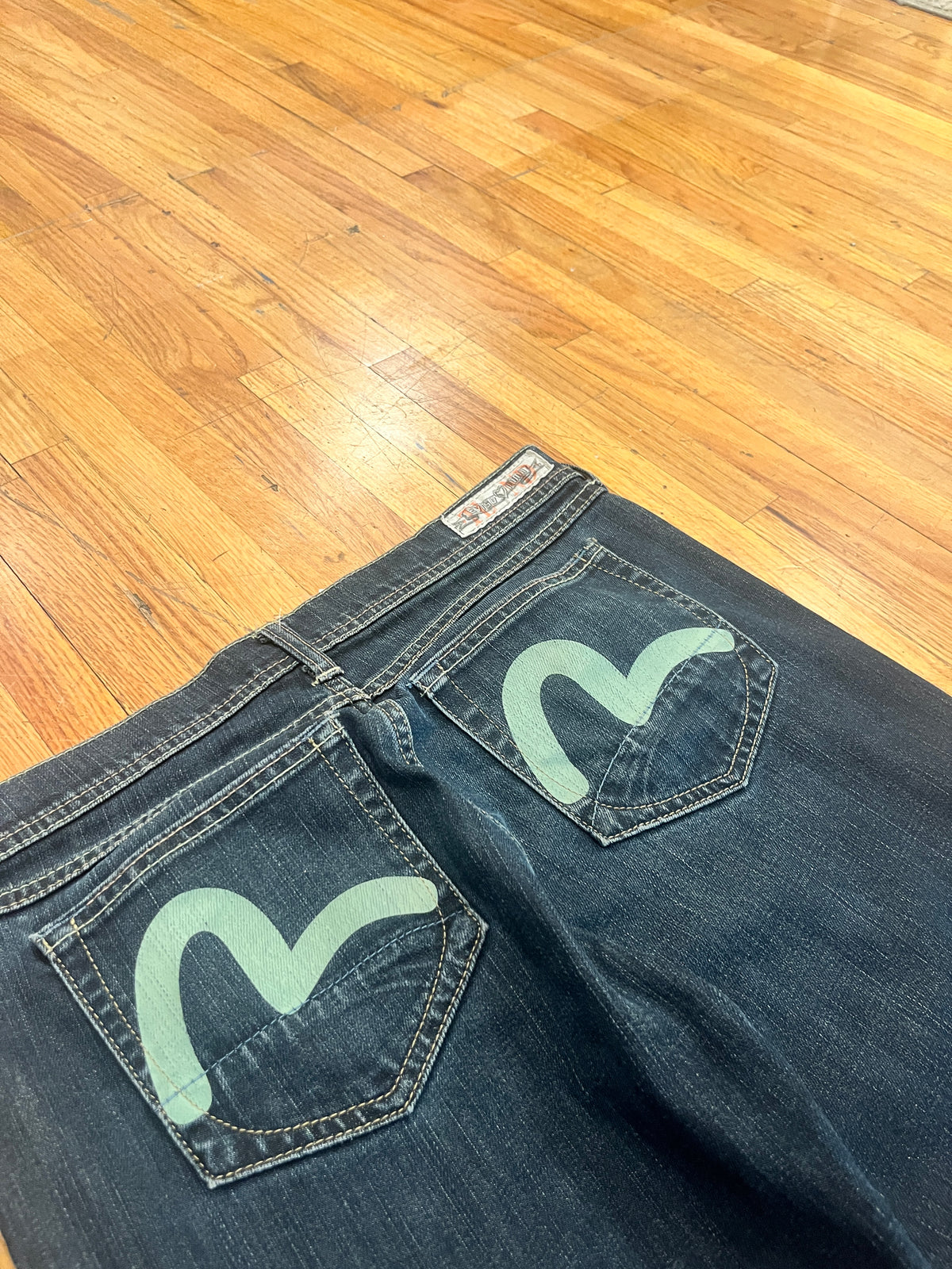 (S/M) 29/31 Evisu Flare Jeans Women’s