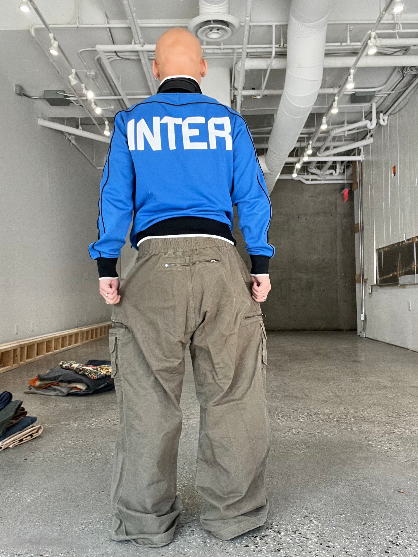 (34”) Vintage Baggy Utility Cargos
