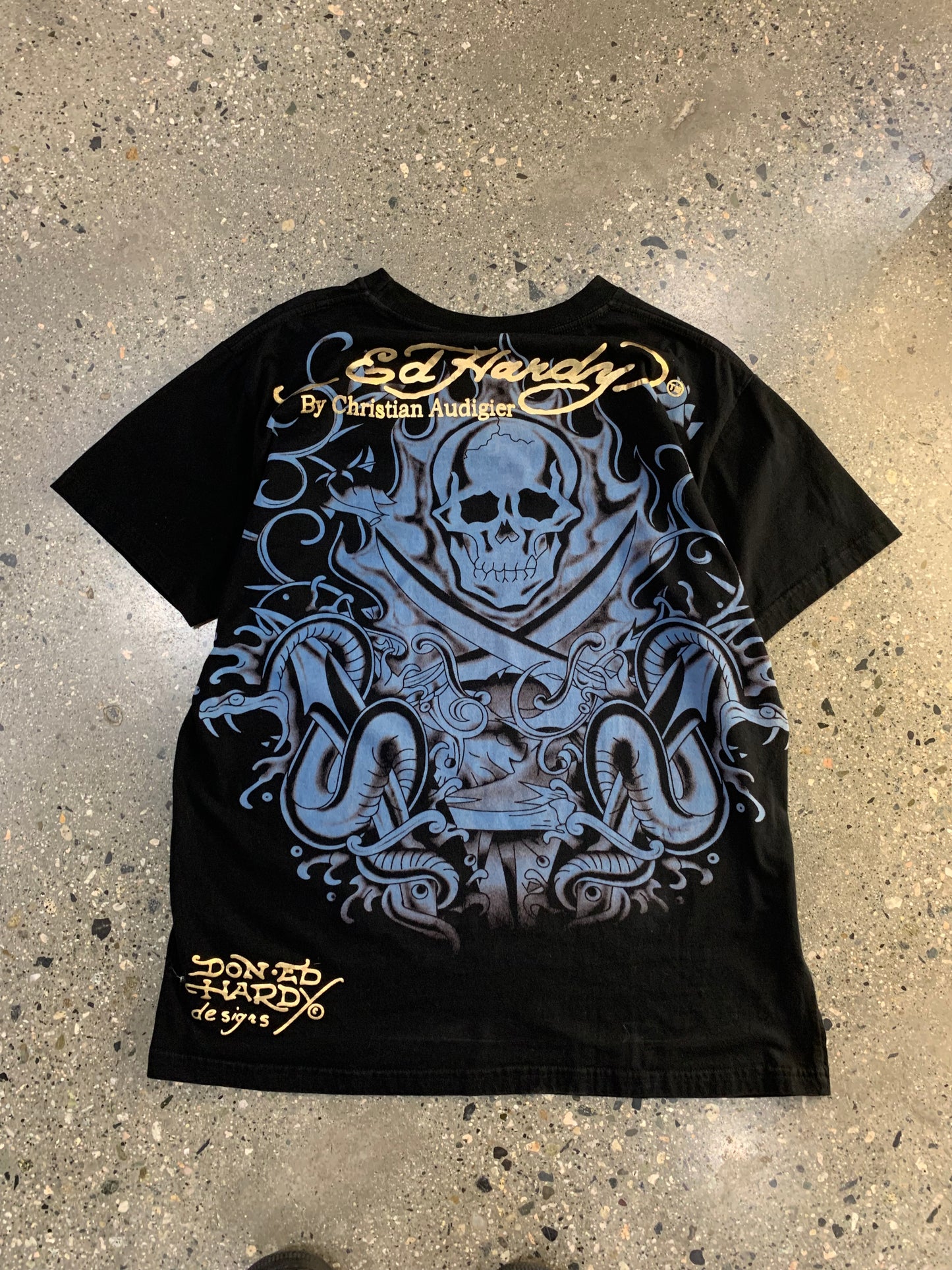(L) 00's Ed Hardy Bedazzled Flaming Skull Black T-Shirt