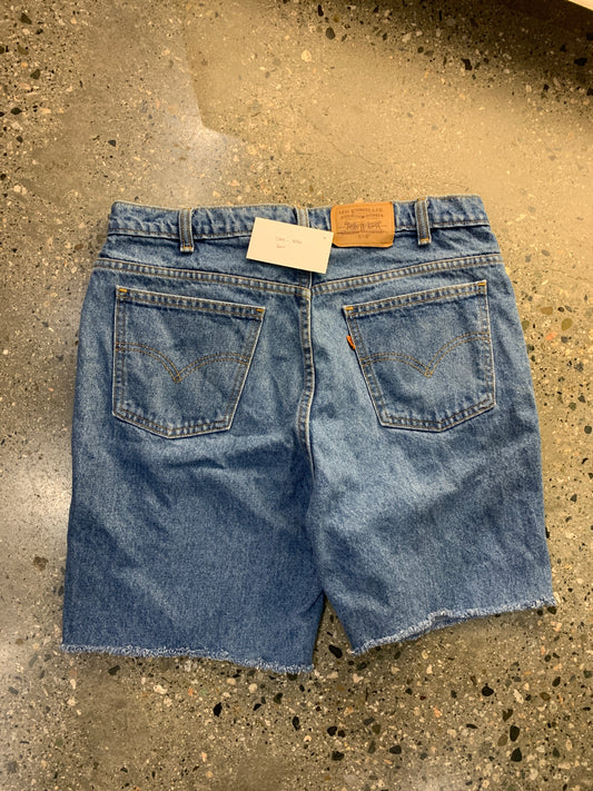s94 - 36w Levi’s Orange Tabs Cutoffs