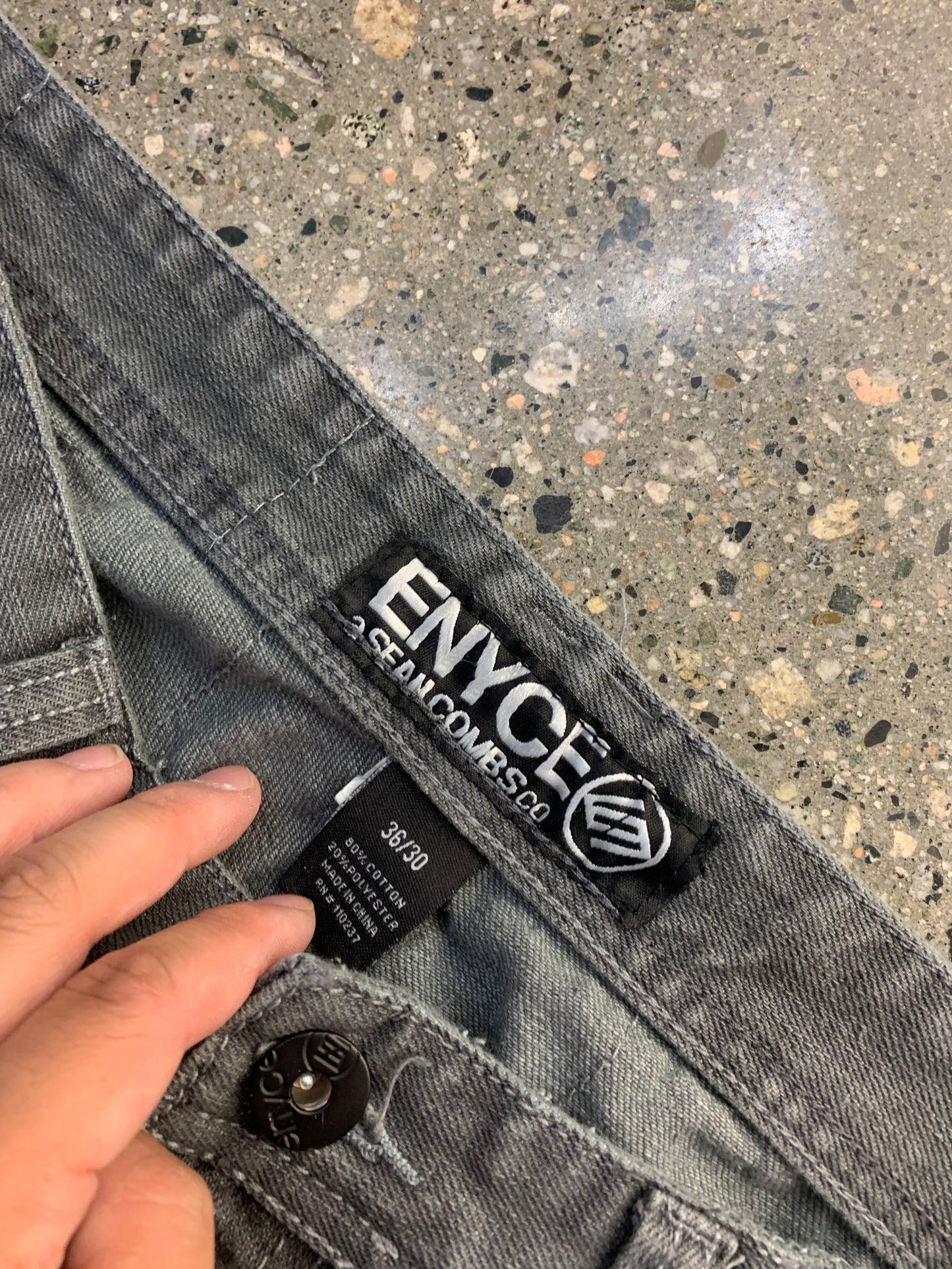 (36w) 00's Enyce Baggy Faded Grey Jeans