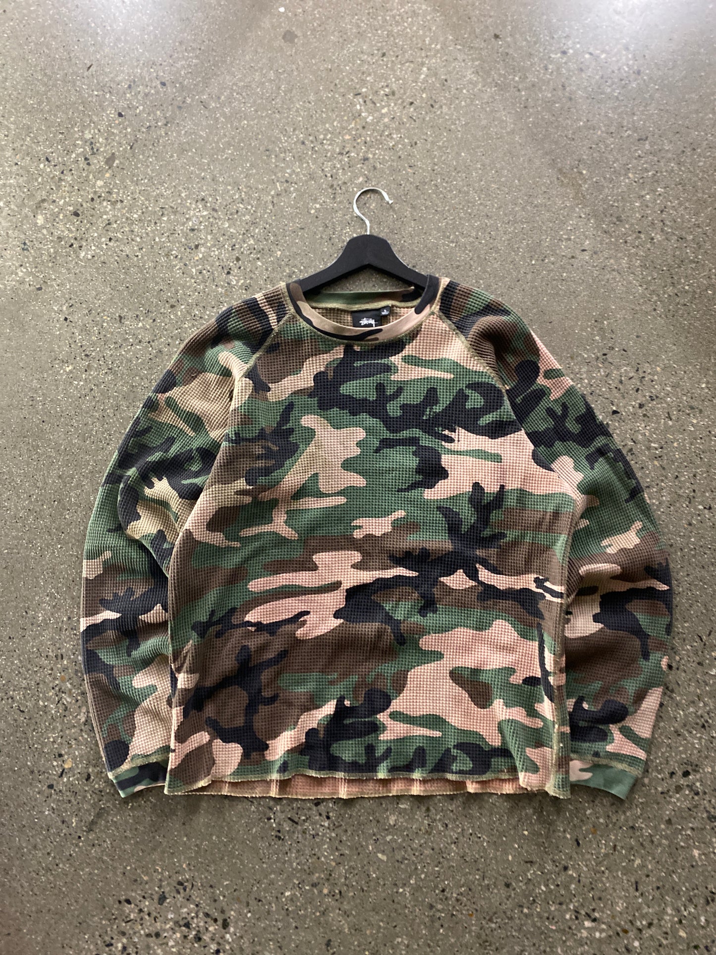 (L) Stussy Woodland Camo Thermal