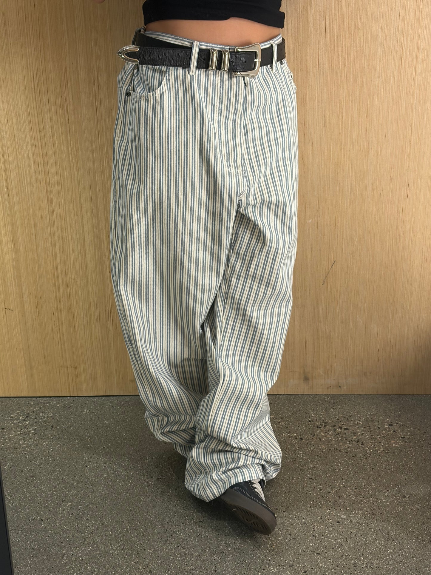 (34”) Large BNWT STUSSY BIG OL PINSTRIPE JEANS