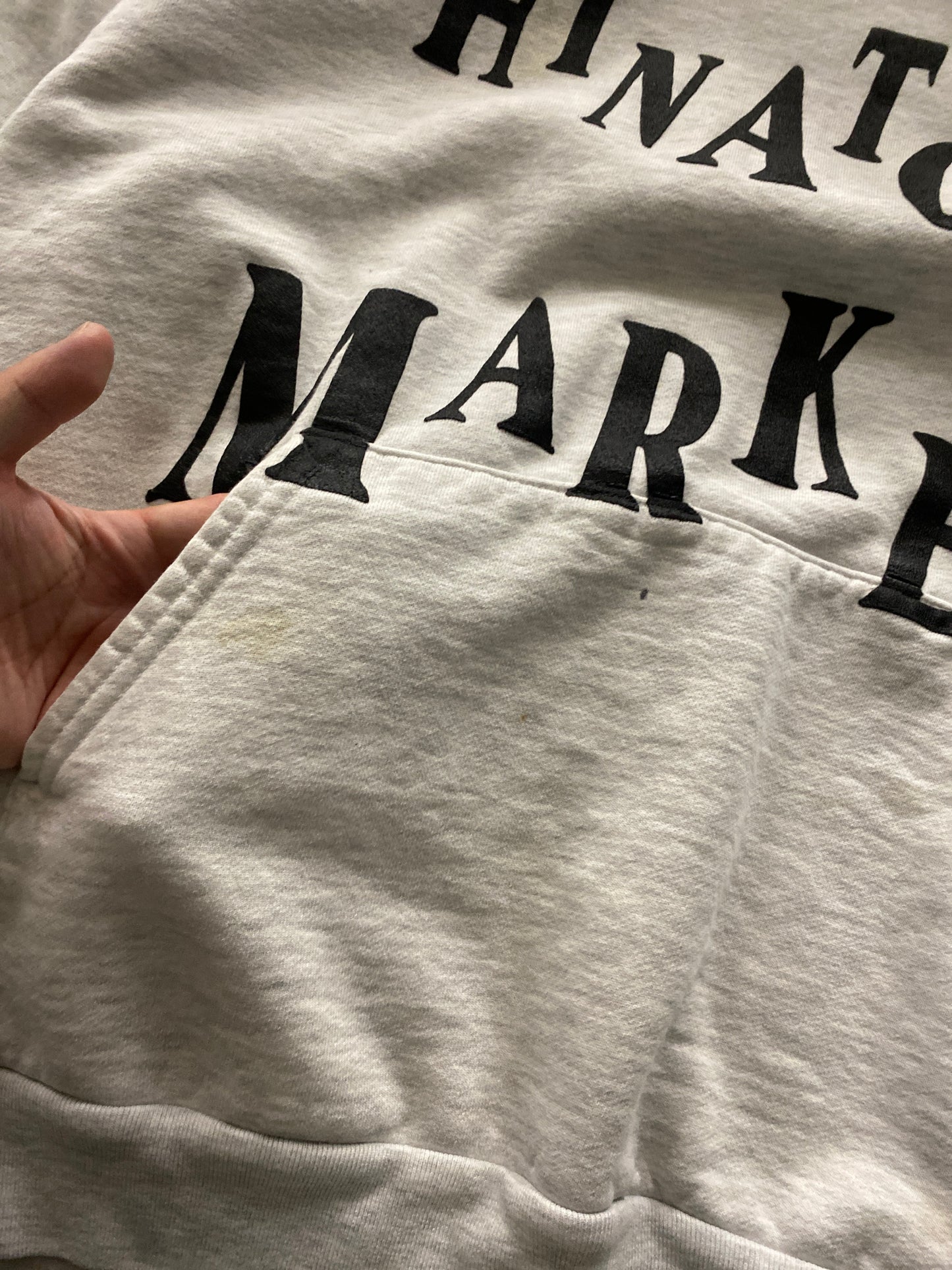 (L) Chinatown Mrkt Hoodie ( as is )