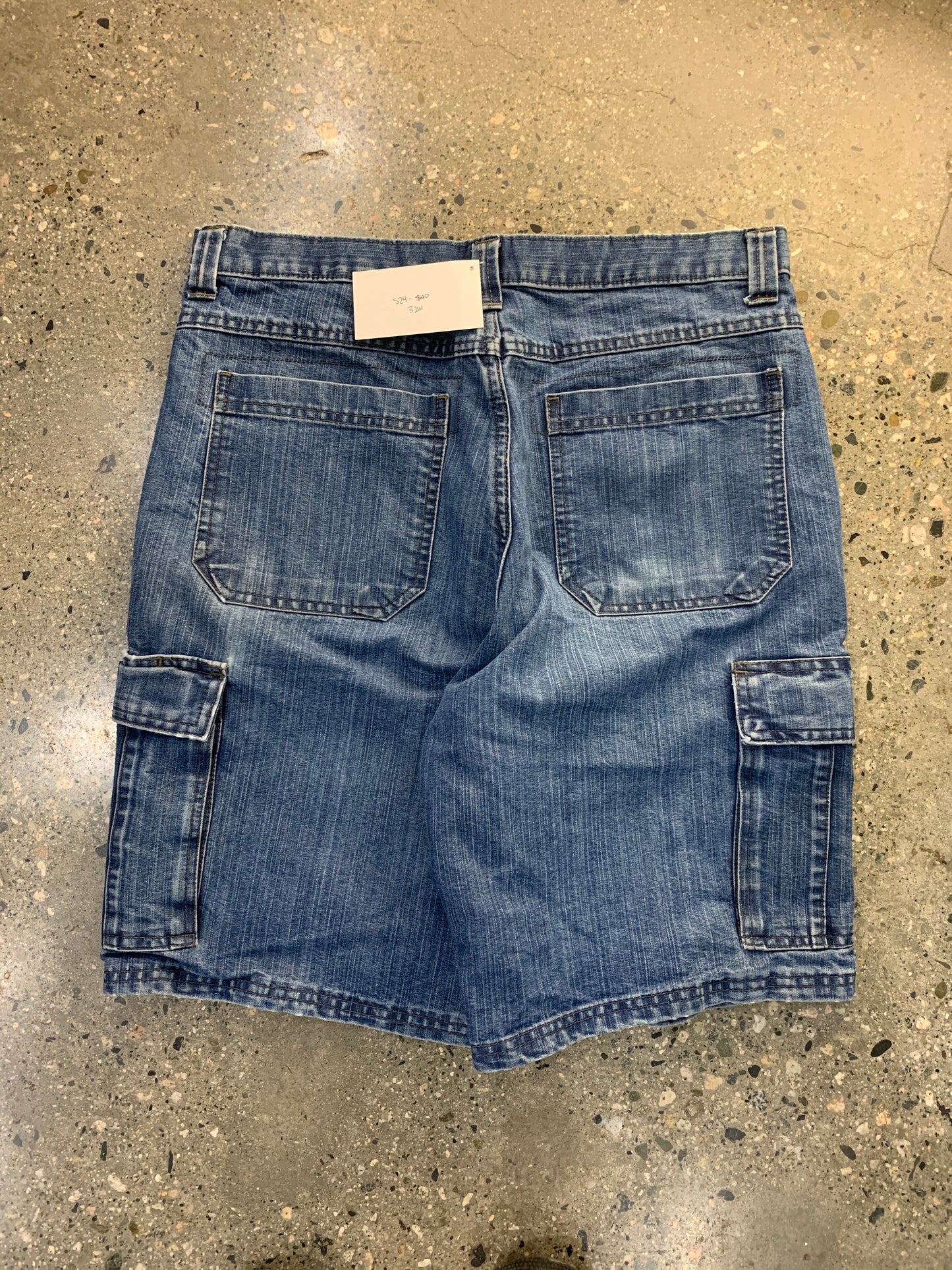S29 - 32W Baggy Cargo Pocket Jort
