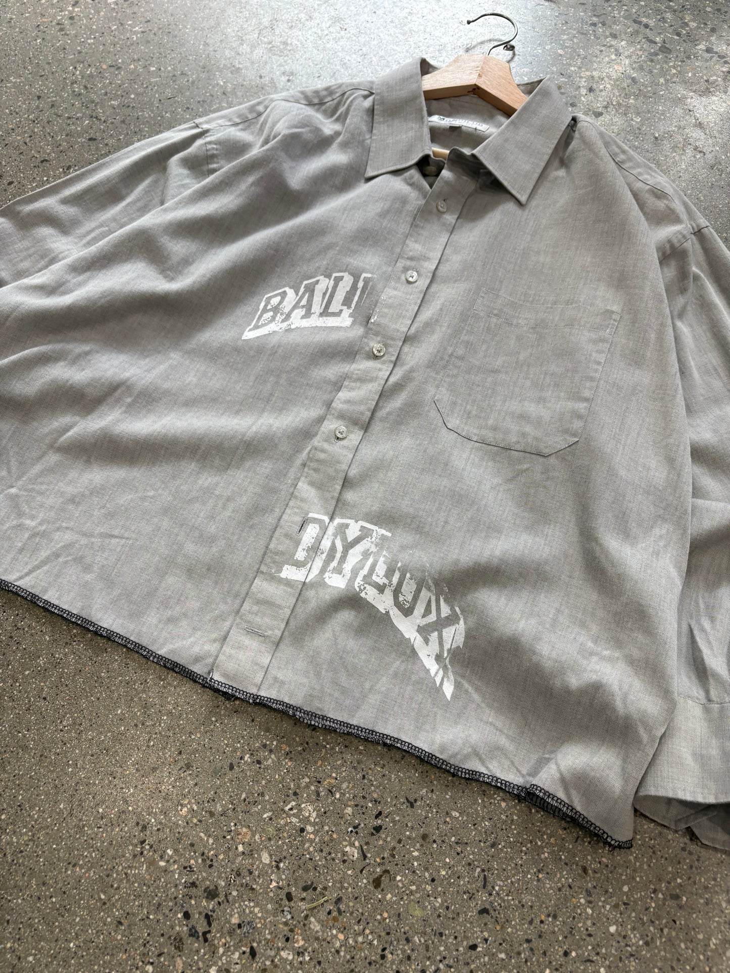 (L/XL) Baldy 1/1 Cropped Givenchy Button up