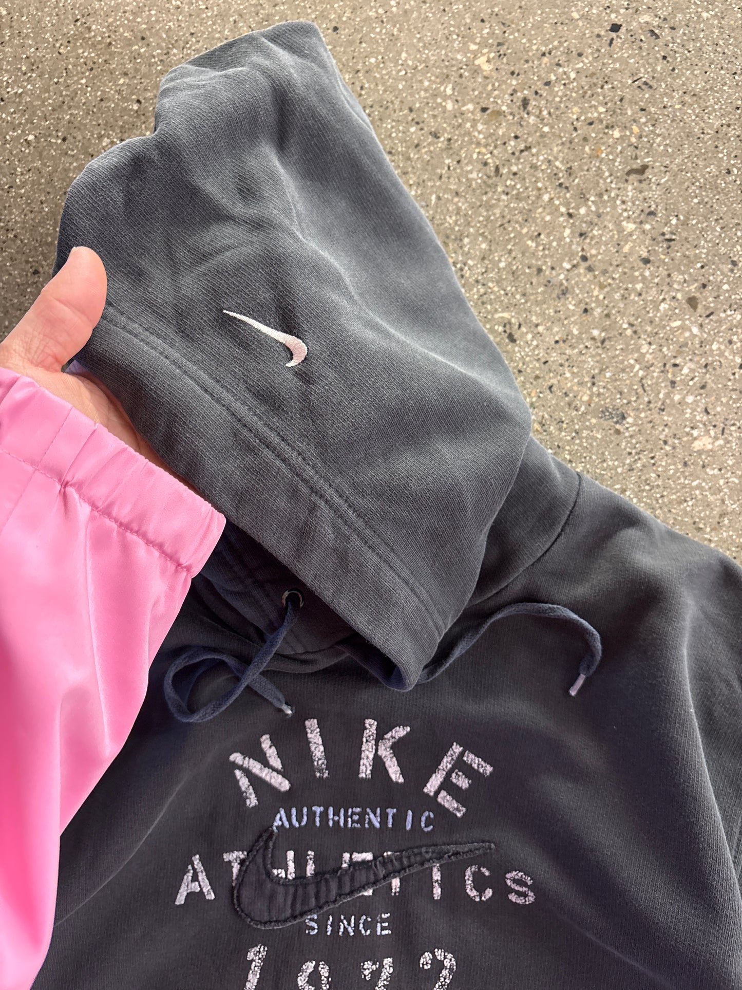 (L) Nike Athletics Pullover Hoodie