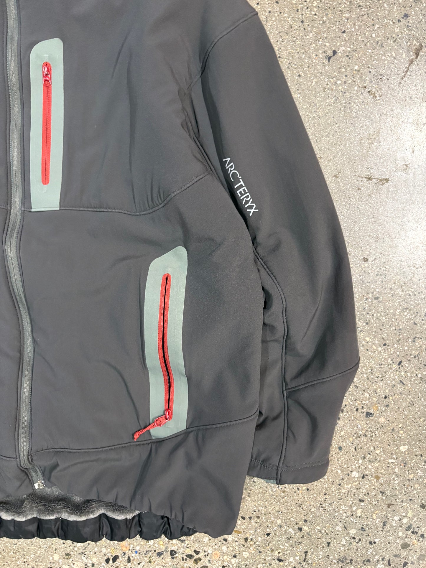 (XL) Vintage Arc’teryx Hyllus Jacket Lined Sherpa