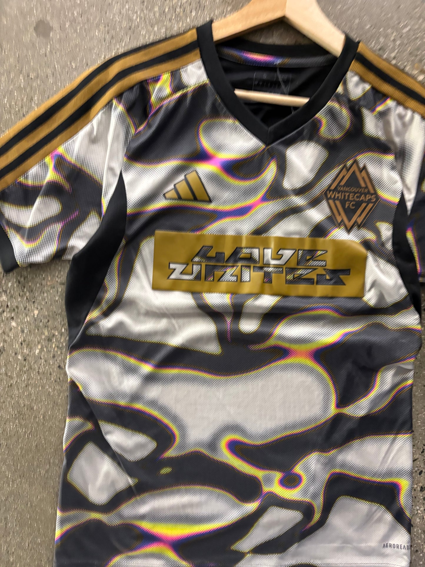 (S) 2024 Vancouver Whitecaps Jersey “ Love Unites “