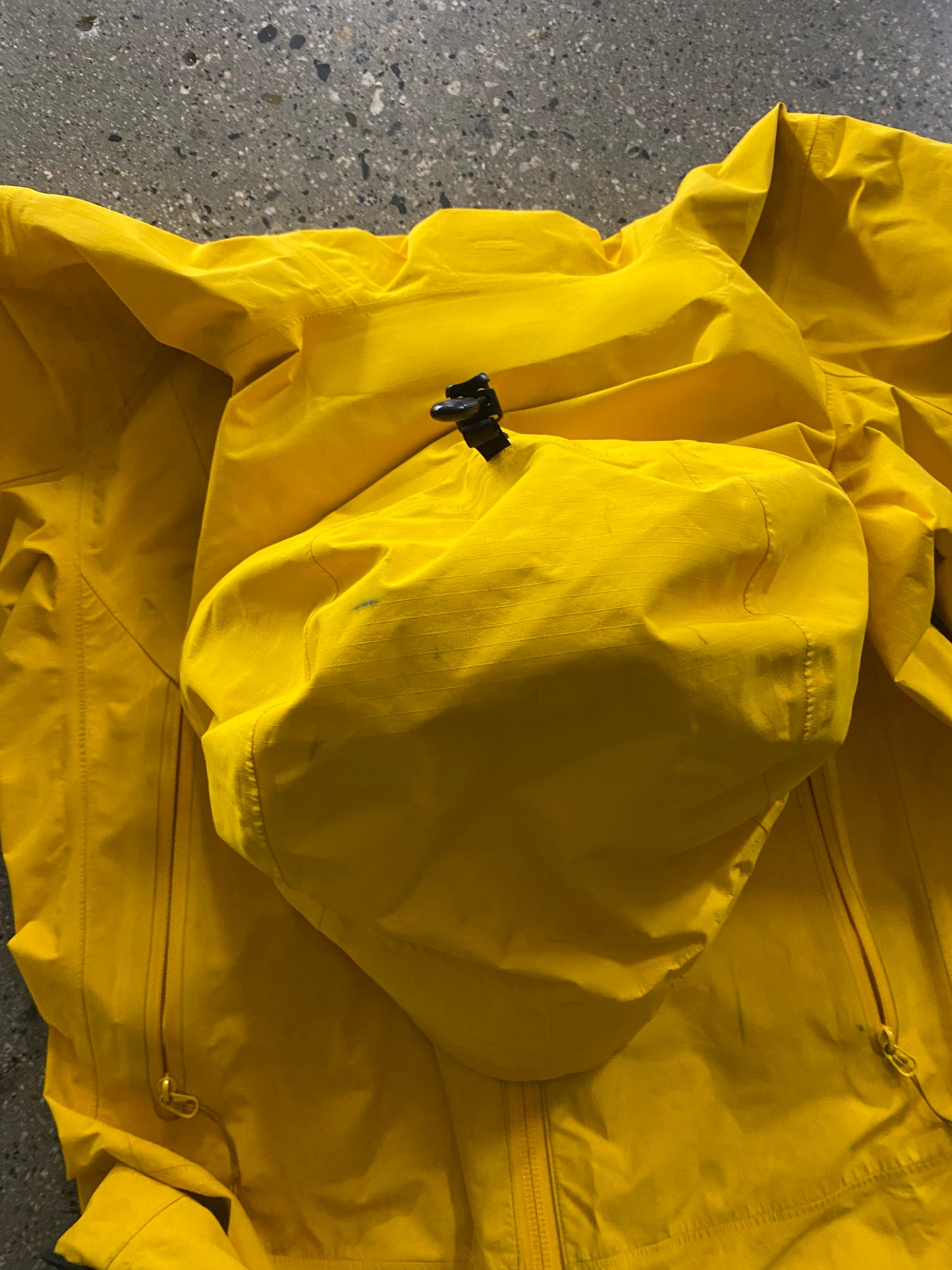 (Womens S) Arcteryx Beta SL yellow