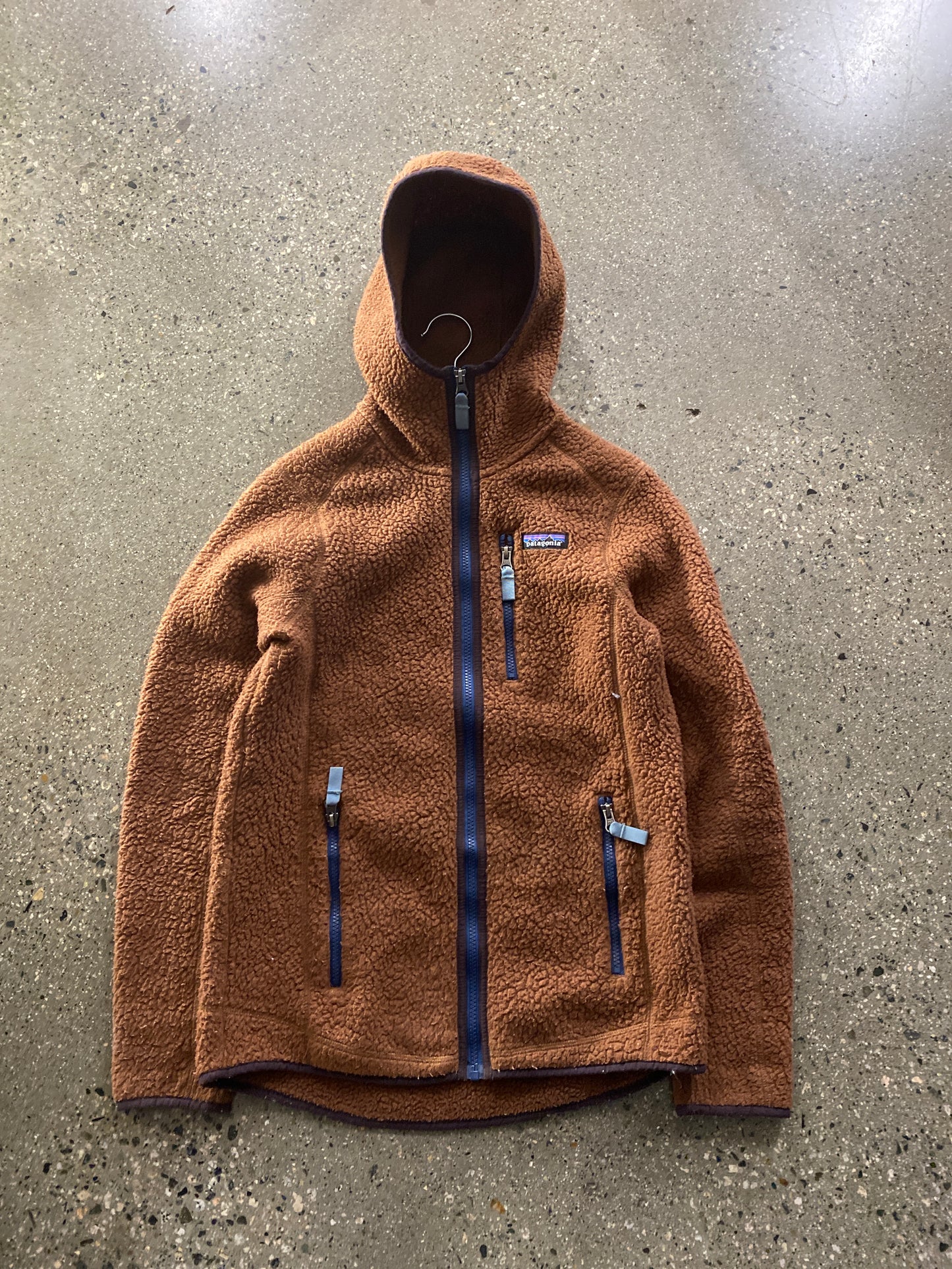 (Womens M) CM35 - Brown Patagonia Fleece