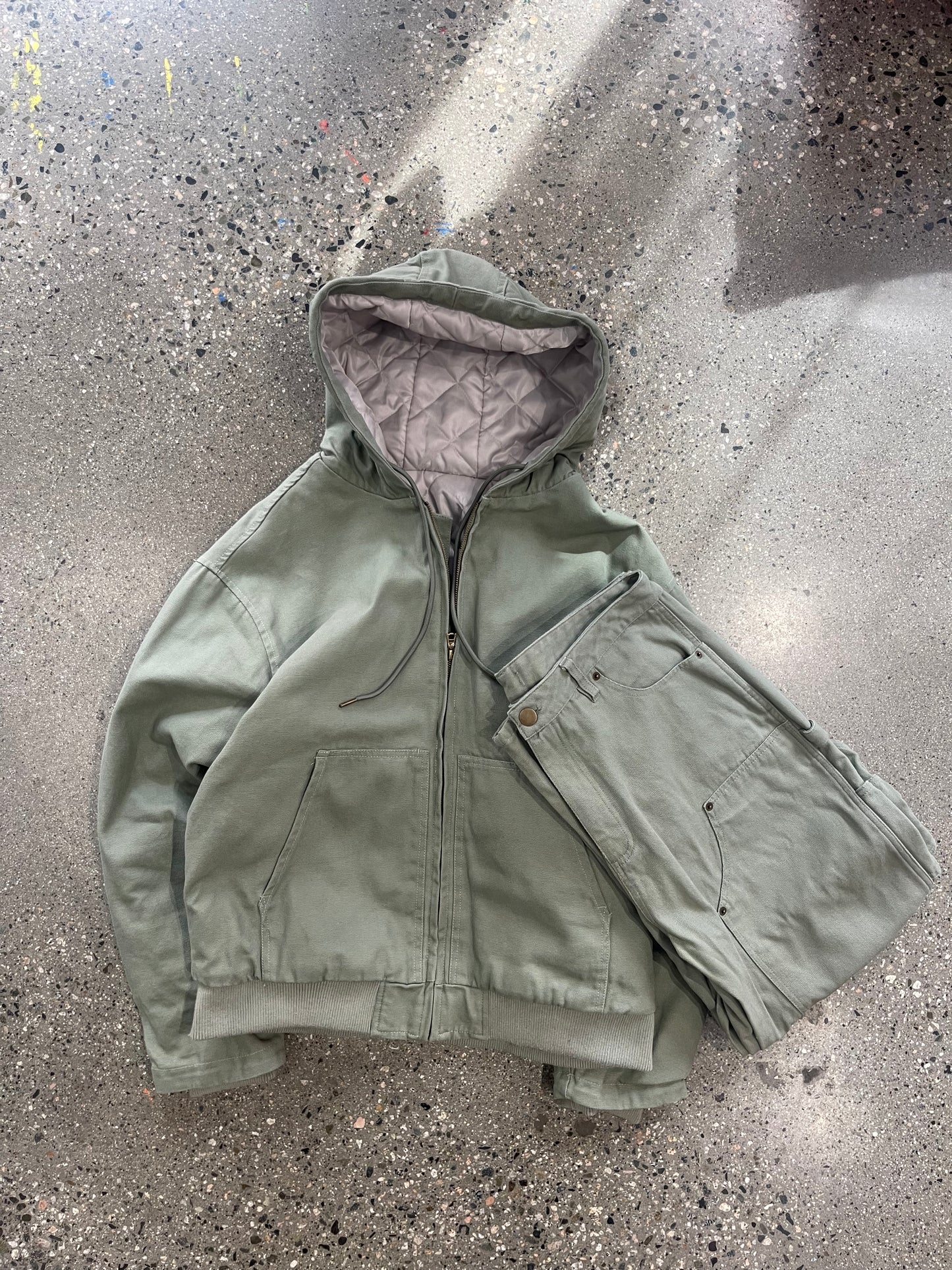 (L/XL) Blank Pistachio Canvas Hooded + Carpenter 2 Pc Set