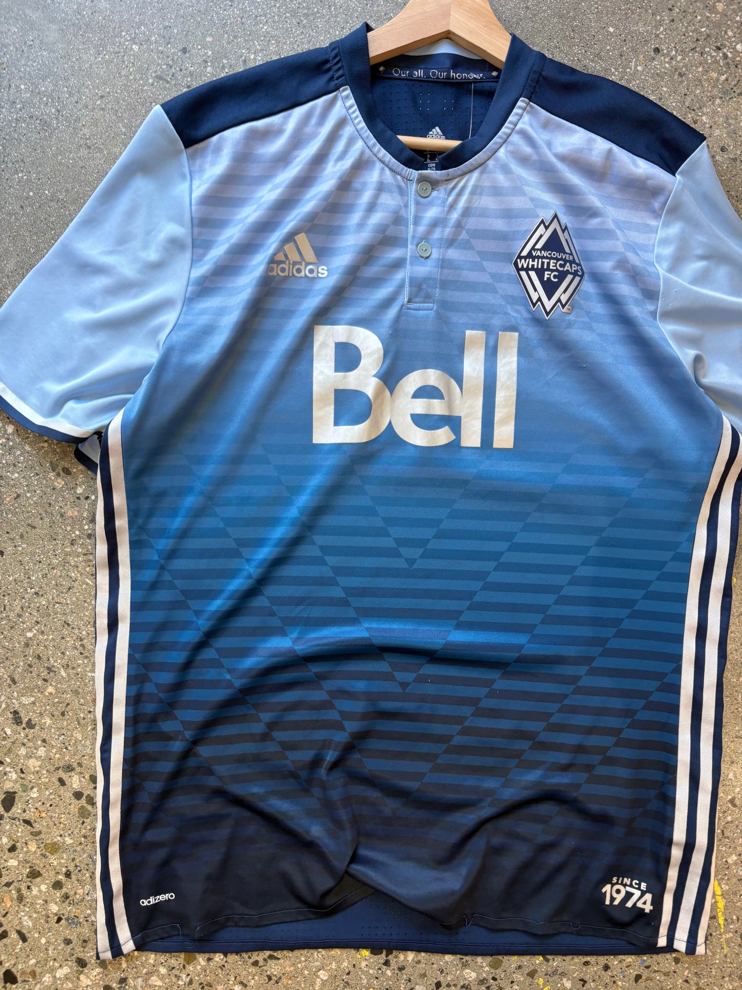 (XL) Vancouver White caps adidas kit