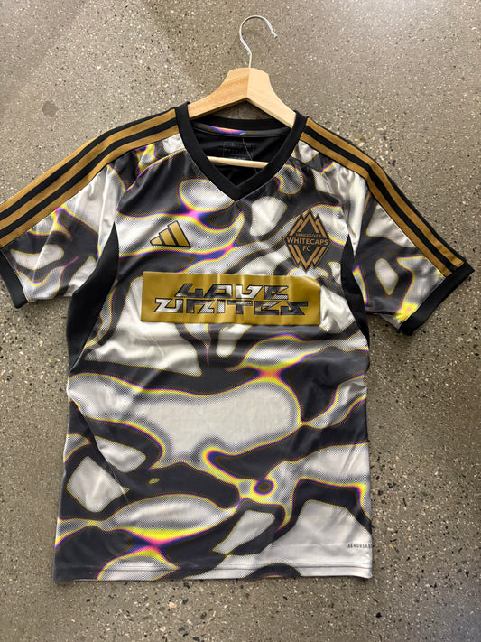 (S) 2024 Vancouver Whitecaps Jersey “ Love Unites “
