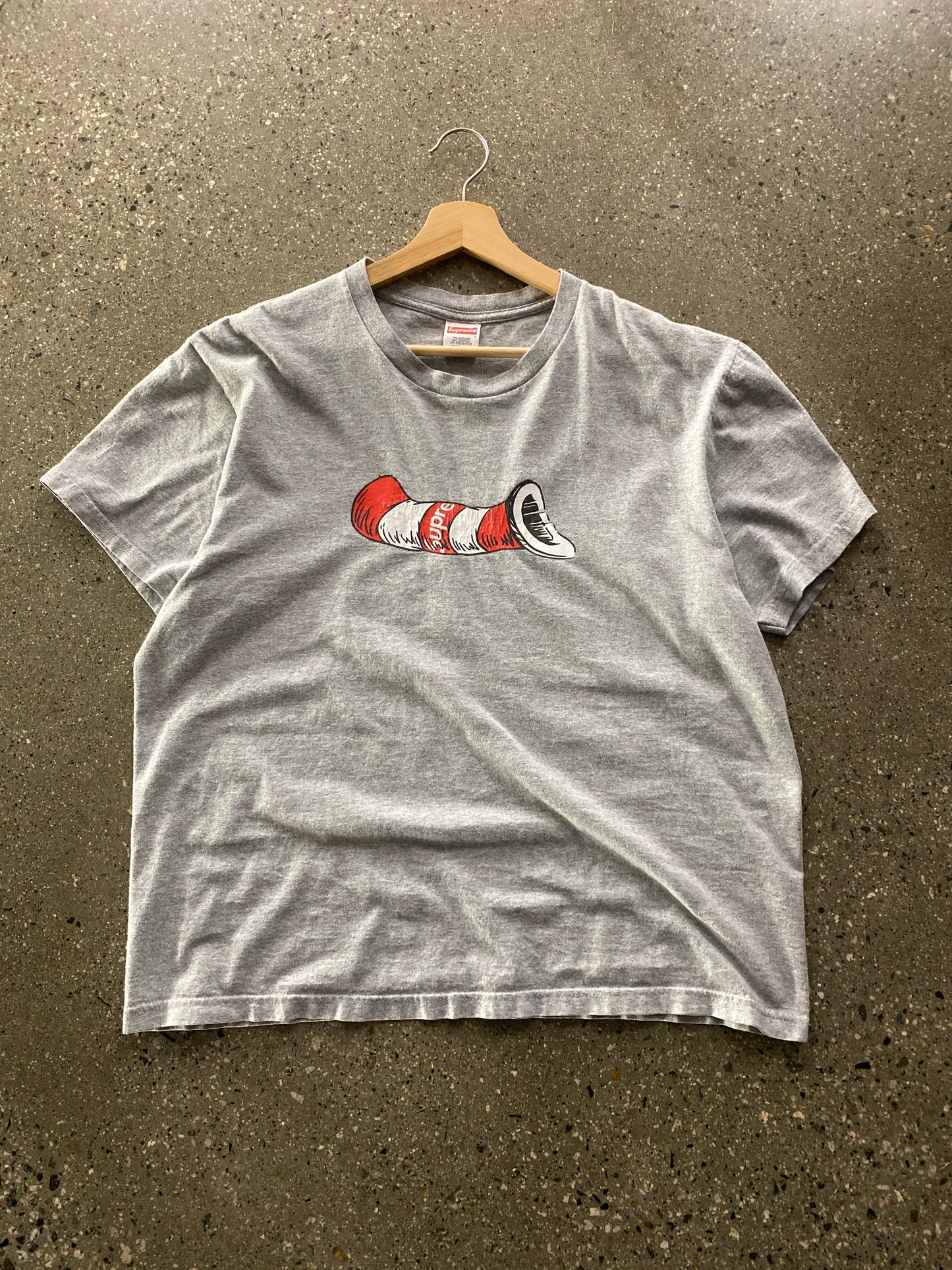 (M) Supreme Cat in Hat Tee