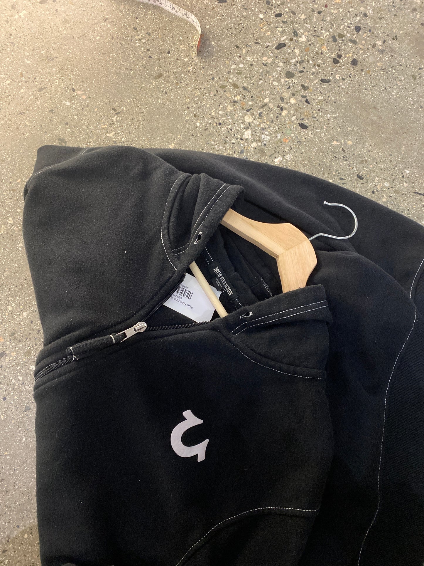 (XL) True Religion Black Zip