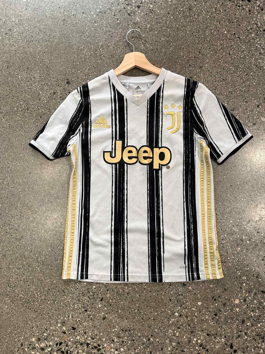 (XS) Juventus Adidas Kit ( Stains )
