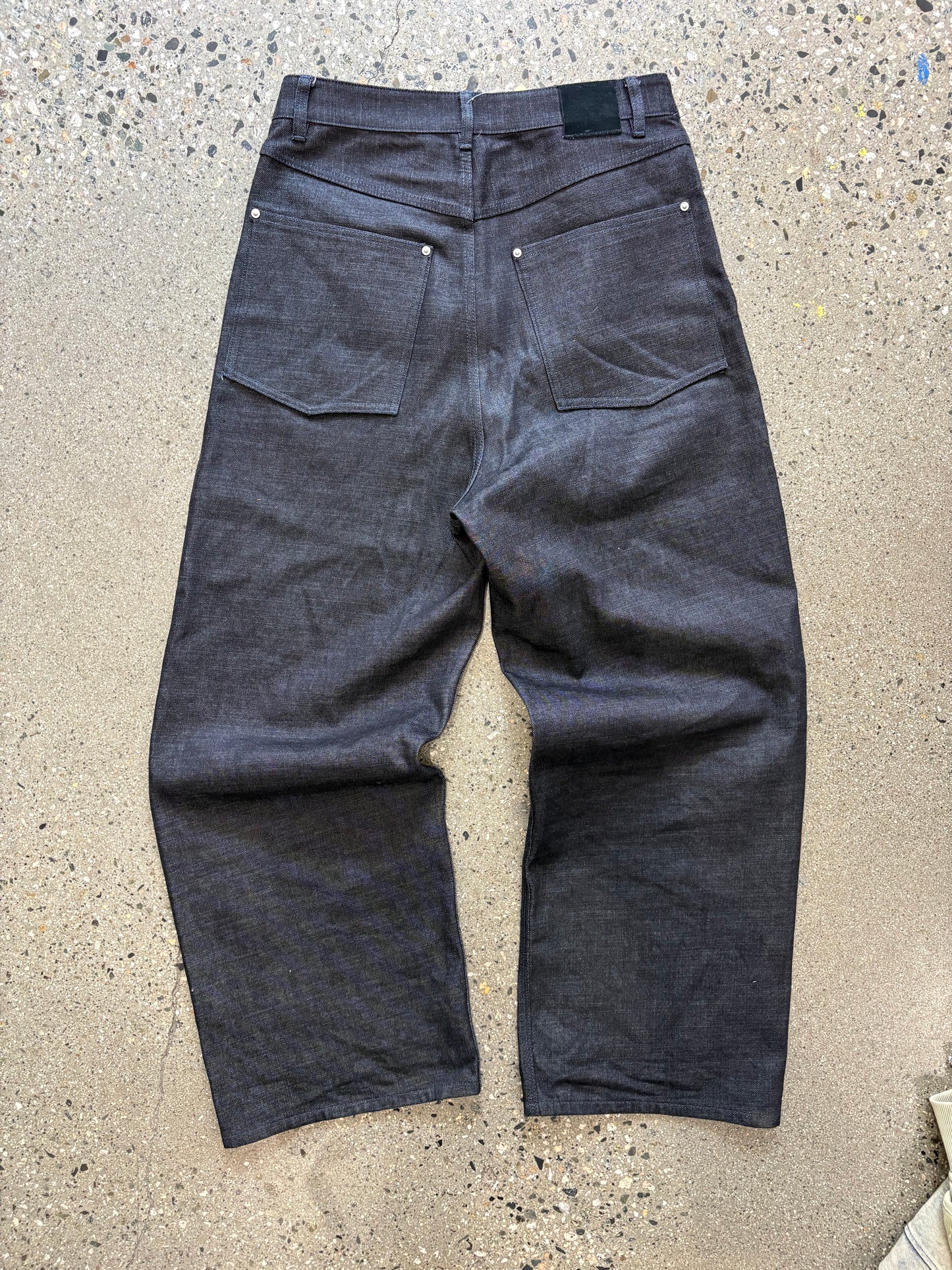 (30W”) Common Divisor Raw Jeans