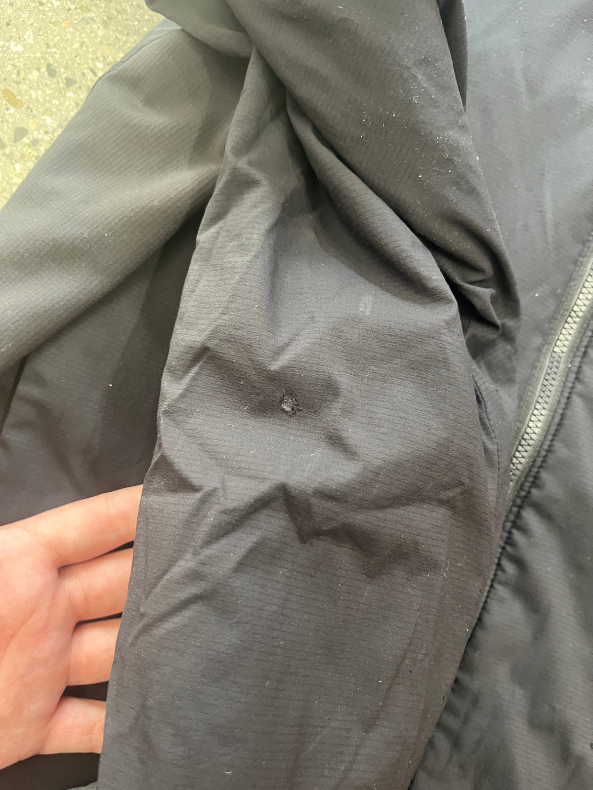 (M) Arc’teryx Atom Hoodie Black