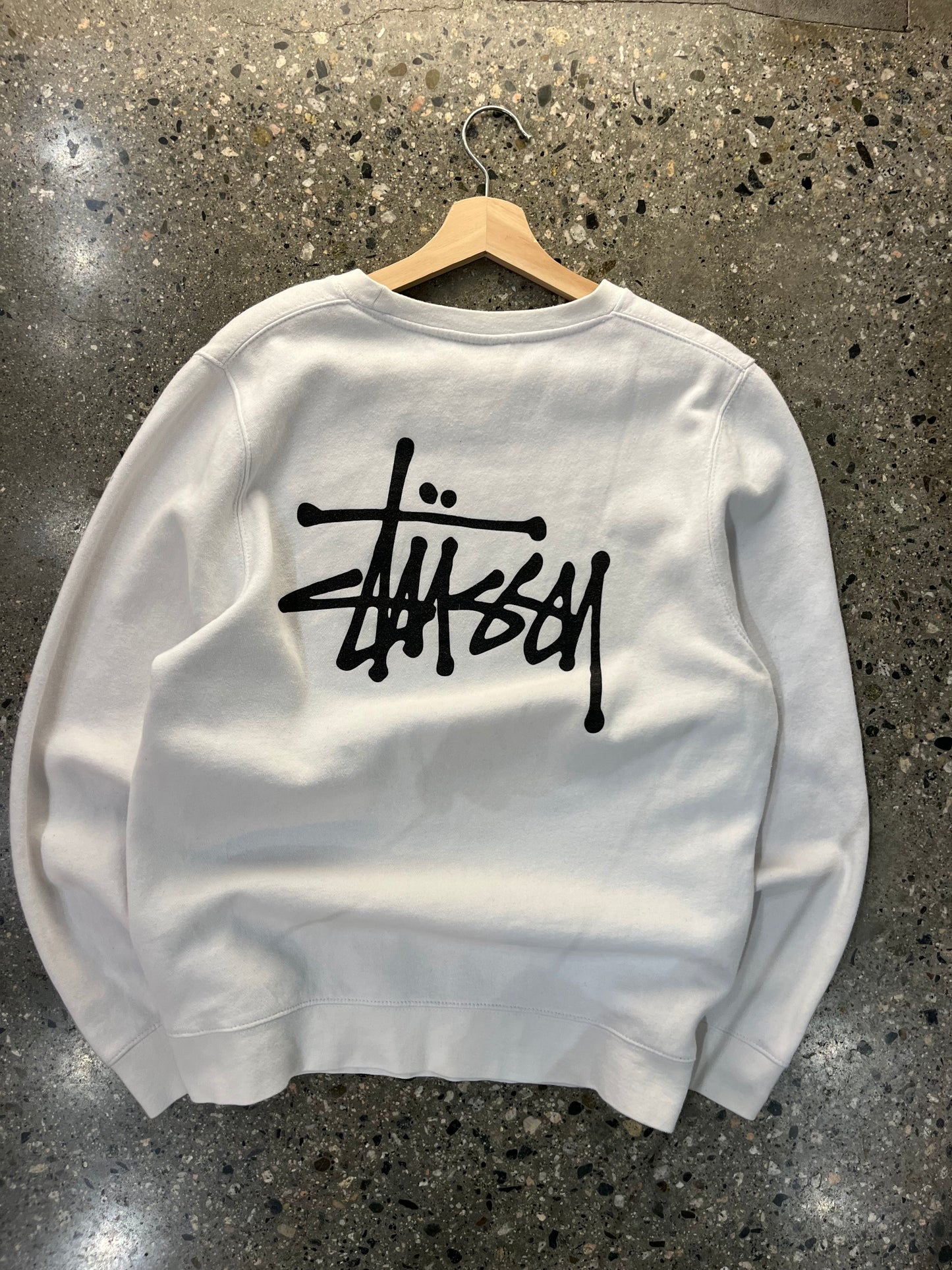 (M) B141 - stussy Crewneck white