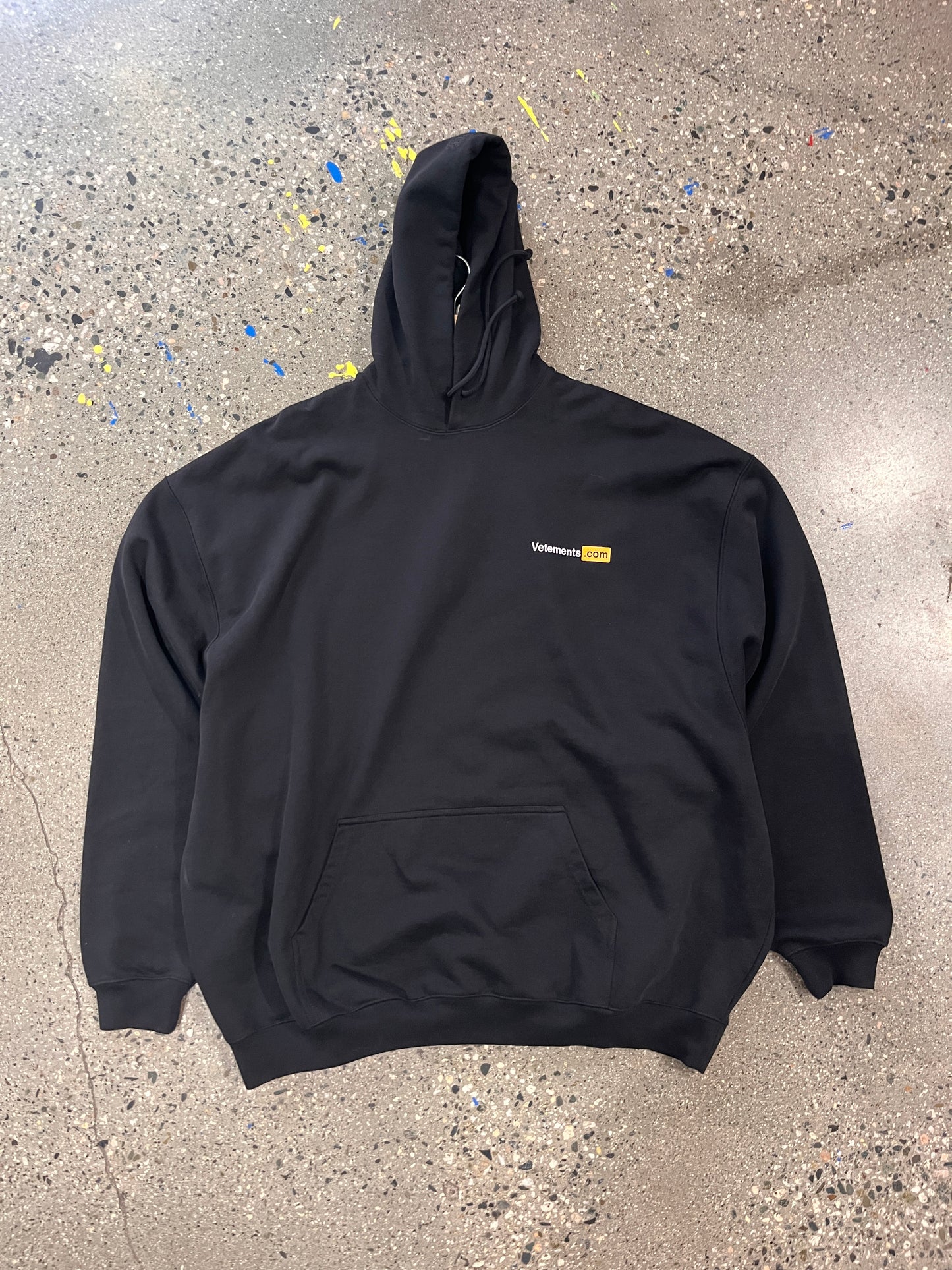 (M) Vetements Hub Brandnew with tags Hoodie