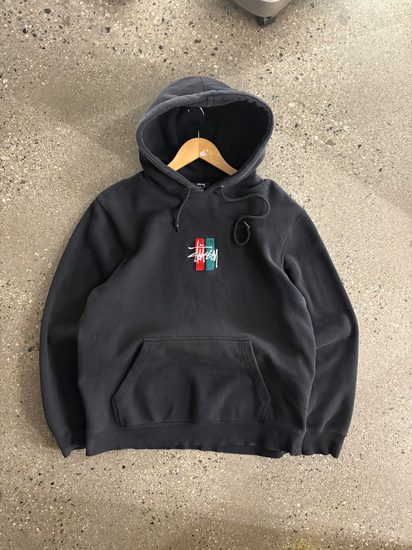 (M) Stussy Patch Hoodie Black