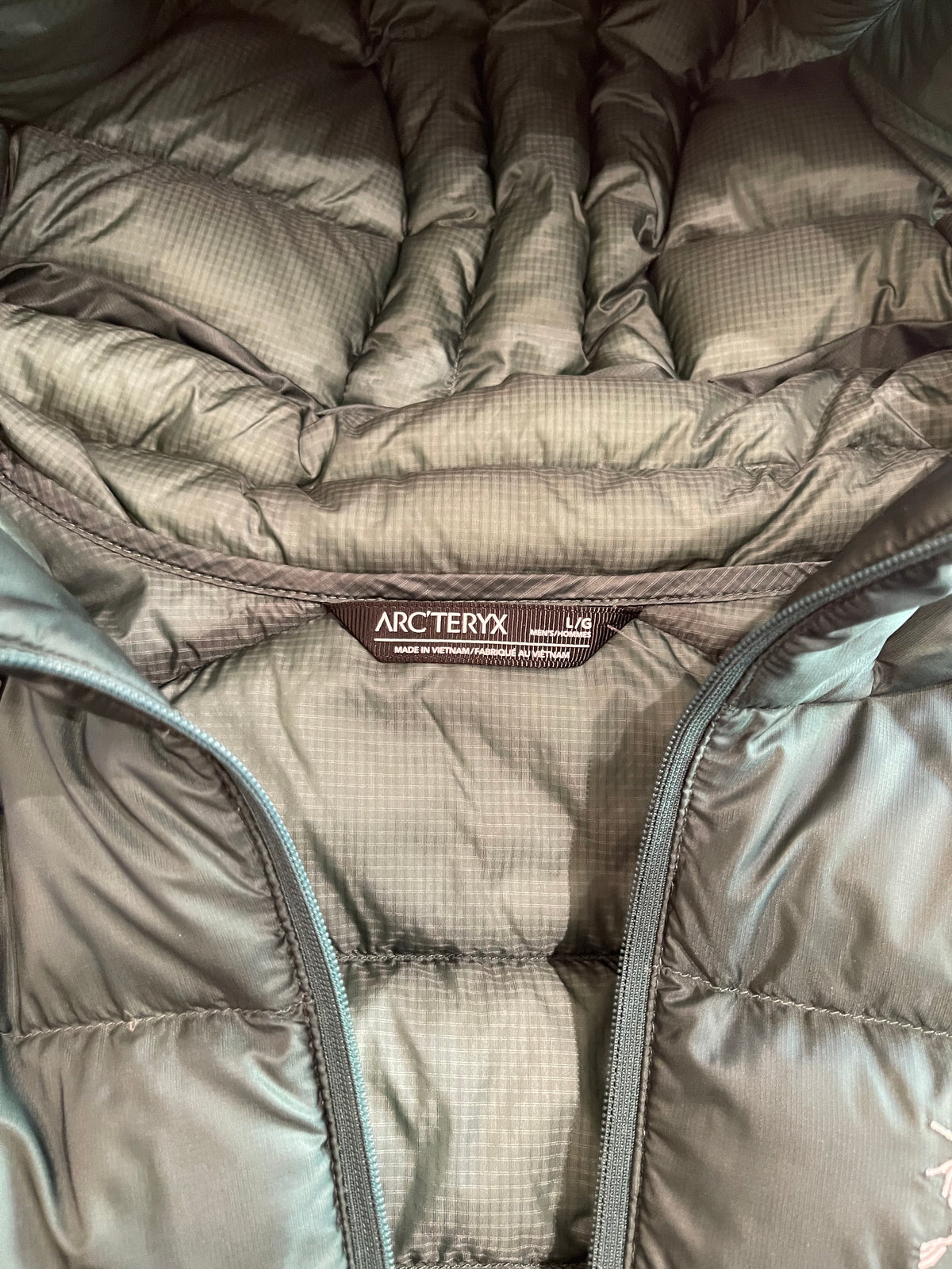 (Men’s L) Arc’teryx Cerium LT Hoody Puffer