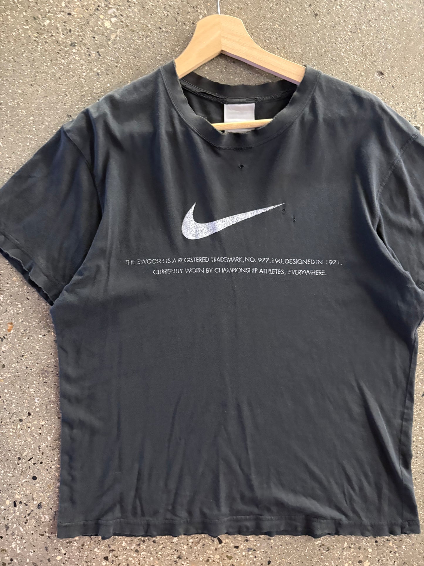 (M) Nike Distressed Vintage Tee