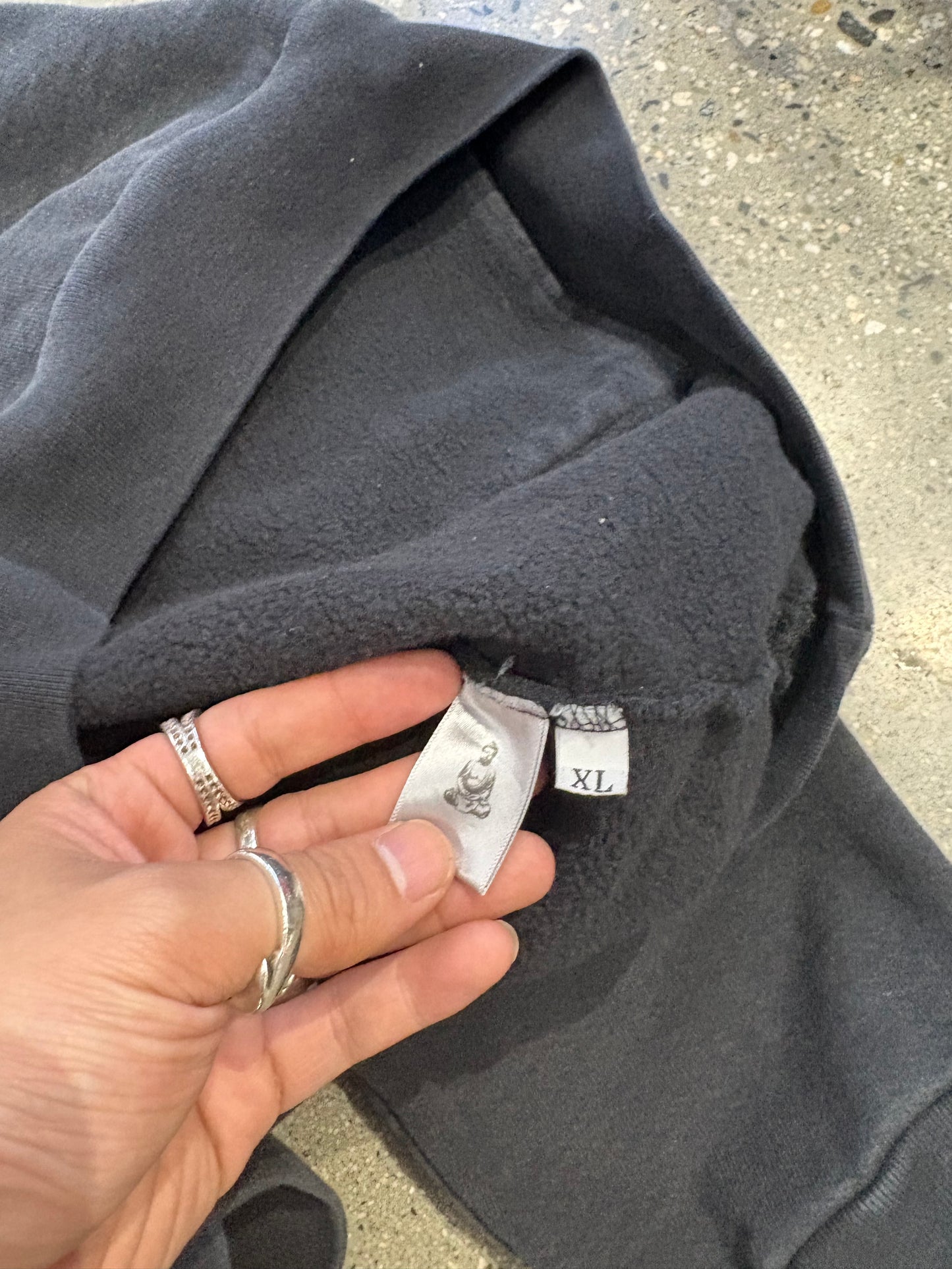 (L/XL) Siberia Hills Black Hoodie