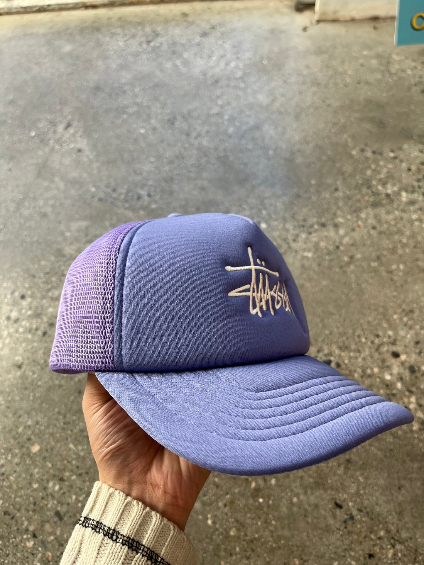 (OS) Brand new Stüssy script Trucker