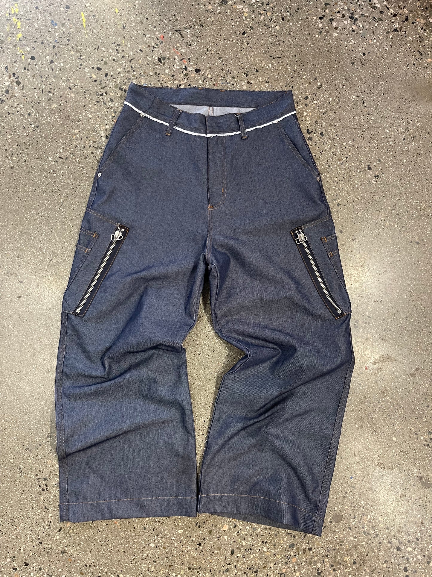 (34x32”) Kooi Indigo Big Cigarette Denim Jeans ( Flaw on Button )