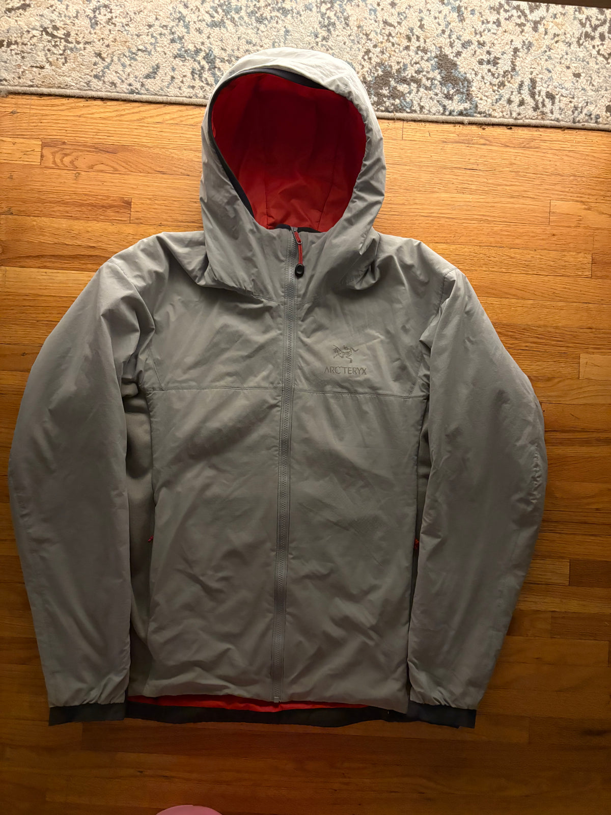 (L) Vintage 2000s Arc’teryx Atom LT Puffer