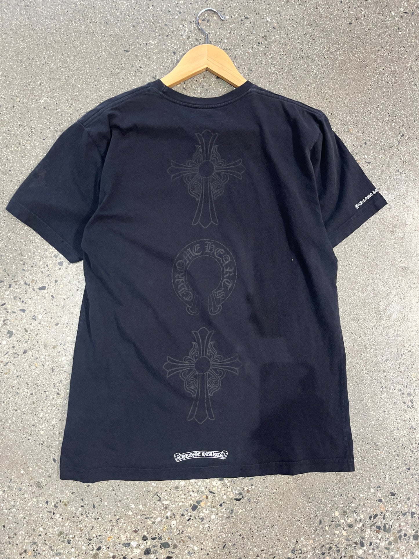 (L) 2000s Black Cross Chrome Hearts Tee